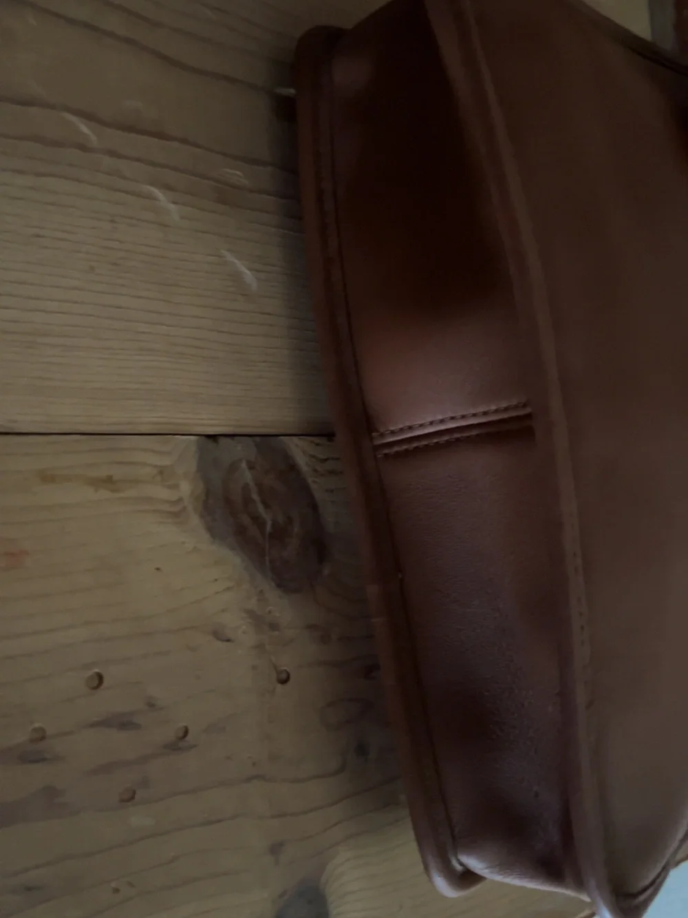 Vintage Coach Willis Bag #9927 (2003) — British Tan